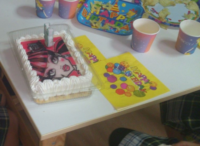Tarta Draculaura.jpg